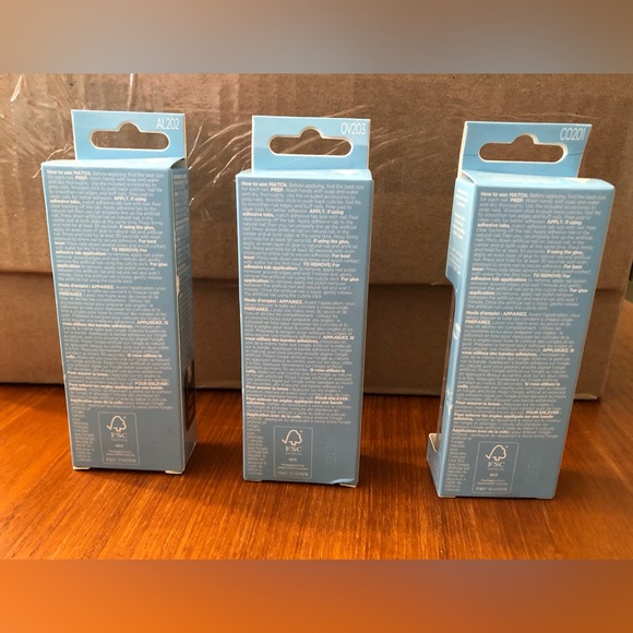 3/$20 Sally Hansen Hershey Kisses Perfect Manicure Nail Sets - Picture 2 of 5